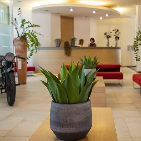 Hotel Remilia Reggio Emilia Exterior photo